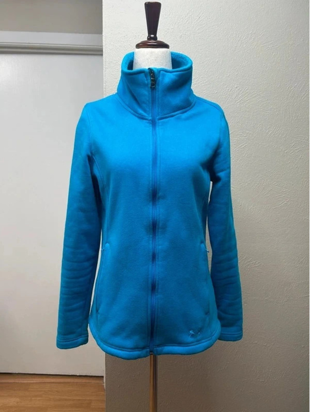 Under Armour Full Zip Fleece jacket with pockets